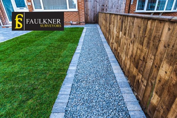 Can my Neighbour attach a fence to my wall? 3 Property Boundaries and the Basics of Land Boundaries Bristol