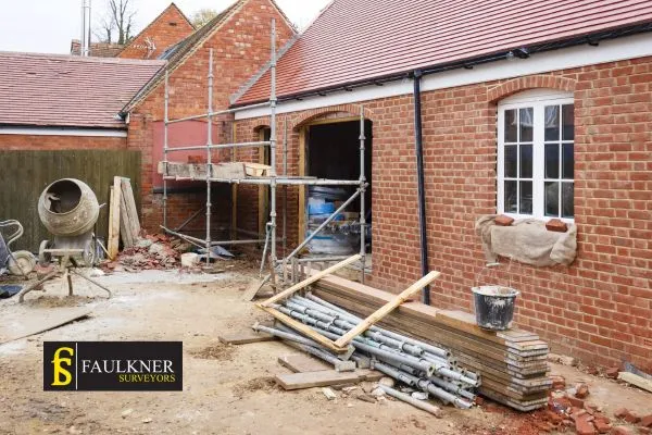What is the minimum distance between 2 houses? 2 Distance Between Two Houses : Party Wall Surveyors Bristol
