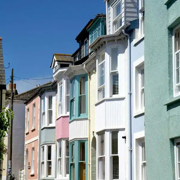 Scenarios 3 image of UK home - Faulkners scenarios Bristol
